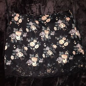 Floral mini skirt